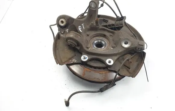 Mercedes-Benz CLS C218 X218 Rear wheel hub spindle/knuckle A2123500141