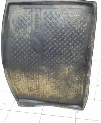 Trunk/boot mat liner