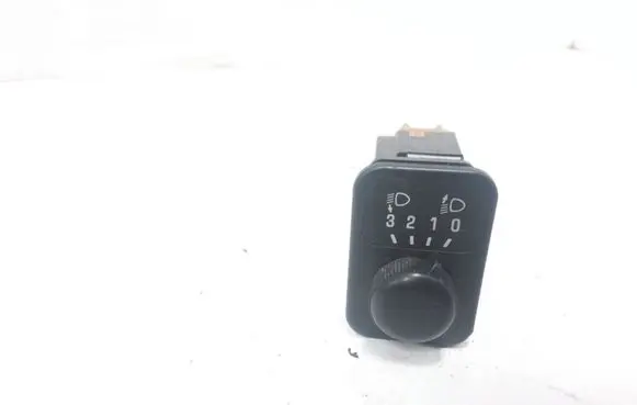 Nissan Serena Headlight level height control switch