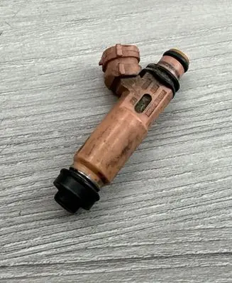 Lexus RX 300 Fuel injector 2325020030