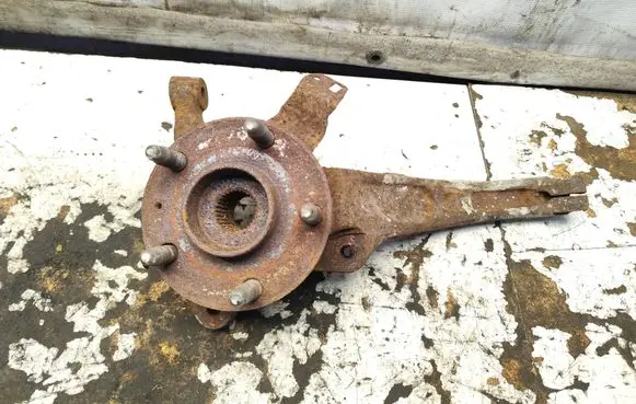 Cadillac CTS Front wheel hub spindle knuckle