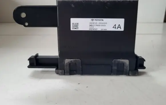 Toyota Yaris XP210 Other control units/modules 886500DA90
