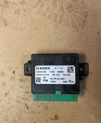 Peugeot 508 Parking PDC control unit/module 0263004430