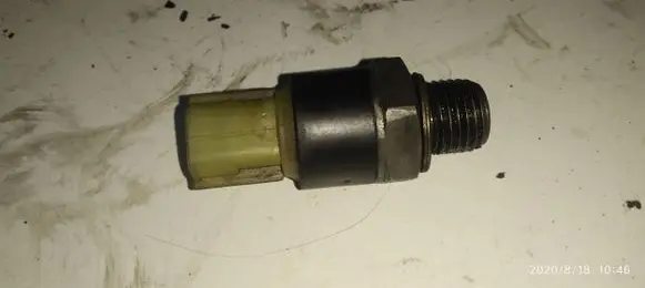 Nissan Primastar Oil pressure sensor 8200670467