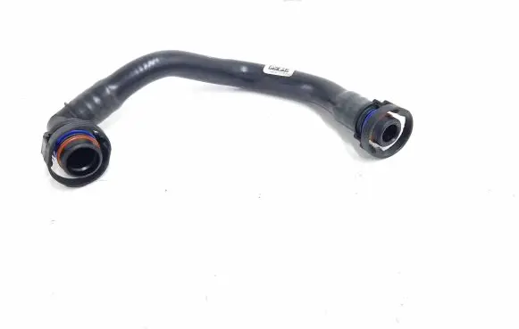Volkswagen PASSAT B8 Breather/breather pipe/hose 05E133366N