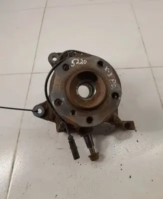 BMW X3 F25 Front wheel hub NOCODE