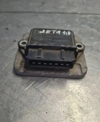 Volkswagen Golf III Ignition amplifier control unit 191905351B 339373