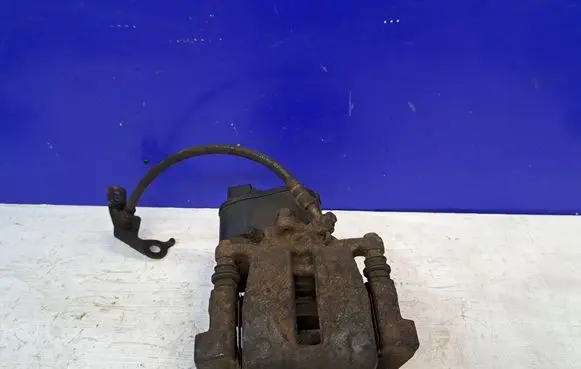 Volvo XC70 Rear brake caliper 36001375 36001376