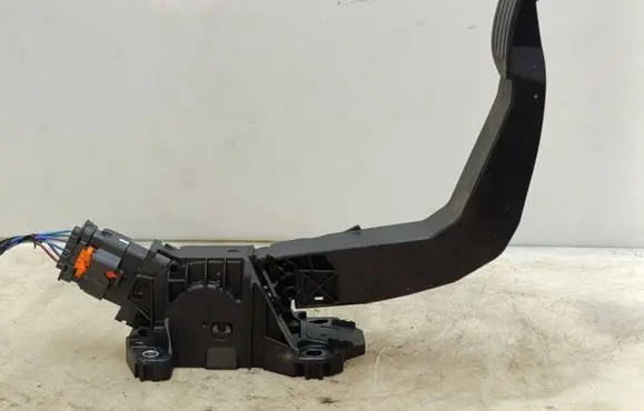 Opel Corsa F Accelerator throttle pedal 9837891880 6PV01352411 86ES700178672