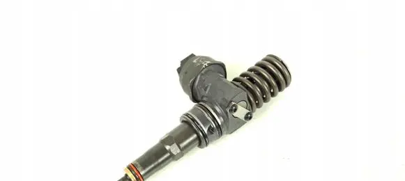 Fuel injector