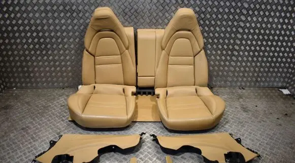 Porsche Panamera (971) Seat set 