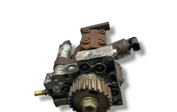 Fuel injection high pressure pump