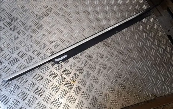 Audi Q7 4L Front door glass trim molding 4L0853283A