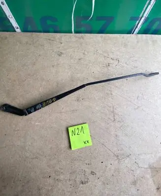 Volkswagen Golf IV Front wiper blade arm 1J1955410