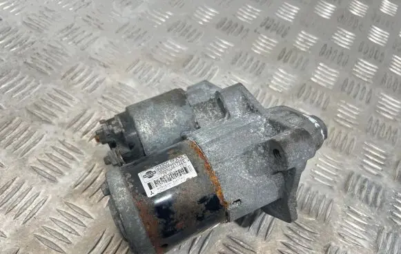 Nissan Juke I F15 Starter motor 233001KA1A M000T32172ZE