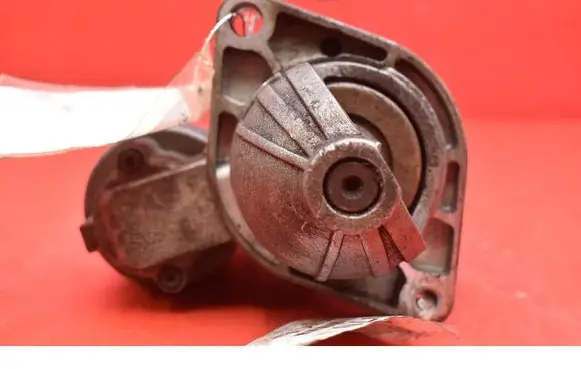 Opel Corsa D Starter motor 55578093