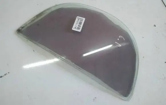 Toyota Yaris Rear vent window glass AS2
