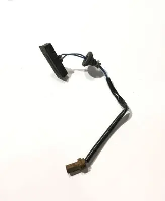 Nissan Murano Z50 Tailgate/boot open switch button 25380
