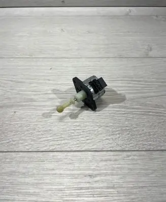 BMW 3 F30 F35 F31 Headlight level adjustment motor 1307220060