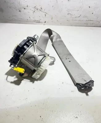 Mercedes-Benz GL X164 Third row seat belt A1648600685