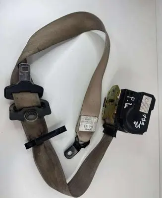 BMW X5 E53 Front seatbelt 33000338C LC081