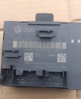 Audi Q7 4L Door control unit/module 4F0959795P