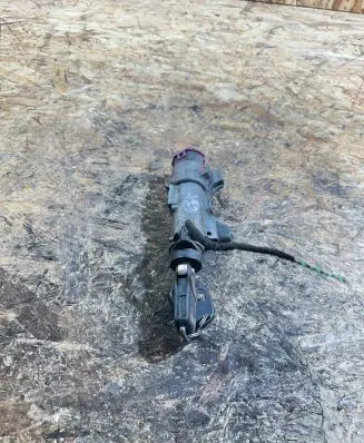 Volkswagen PASSAT B5.5 Ignition lock 4B0905851A