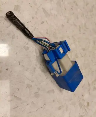 Nissan Navara D22 Other relay 2523079981