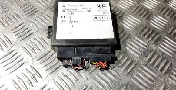 Opel Zafira A Comfort/convenience module 24437076 F005V00155 021838