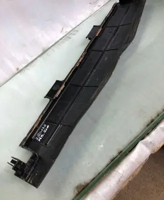 Mercedes-Benz GLA H247 Intercooler air guide/duct channel A1775050200