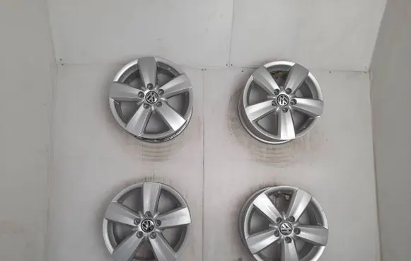 Volkswagen Caddy R16 alloy rim 2K3601025