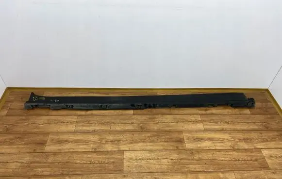 Ford Explorer VI Front sill trim cover LB5B-S10154-ABW