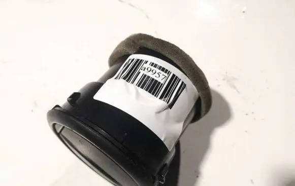 Mazda 2 Dash center air vent grill