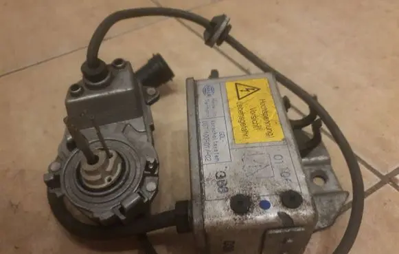 Audi A6 S6 C4 4A Xenon control unit/module 0071000102