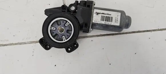 Nissan Qashqai Rear door window regulator with motor 402191A