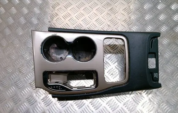 Jeep Grand Cherokee Gear shifter surround trim plastic 5VK202X9AB