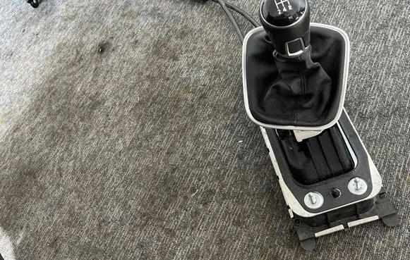Volkswagen Polo V 6R Gear shifter/selector 1S0711061 PA66GF35