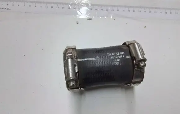 Audi Q7 4M Intercooler hose/pipe 4M0145944A