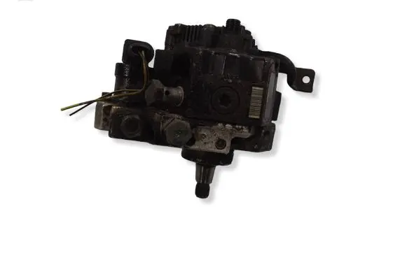 Audi A6 S6 C6 4F Fuel injection high pressure pump 0445010125