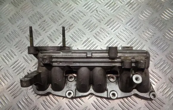Renault Espace IV Intake manifold