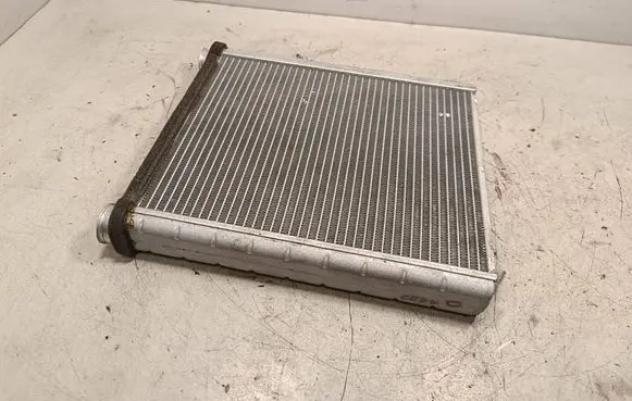Mercedes-Benz CLA C117 X117 W117 Air conditioning (A/C) radiator (interior) 