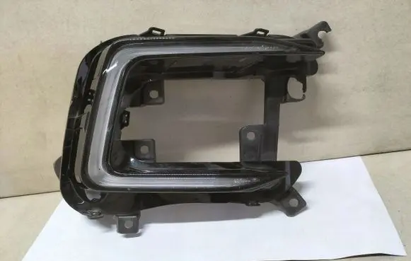 Volkswagen PASSAT B8 Front fog light 68845000