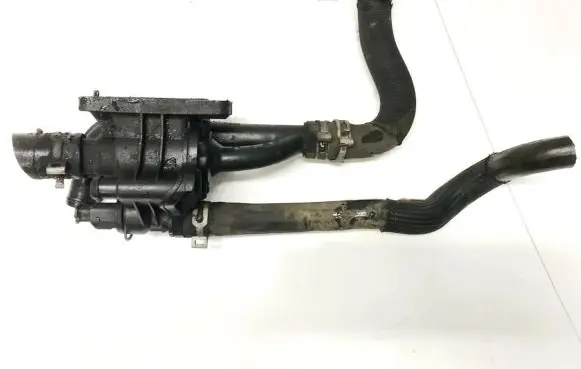 Citroen C3 Picasso Engine coolant pipe/hose 9670253760