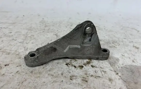 BMW 5 GT F07 Fuel pump bracket 7810698