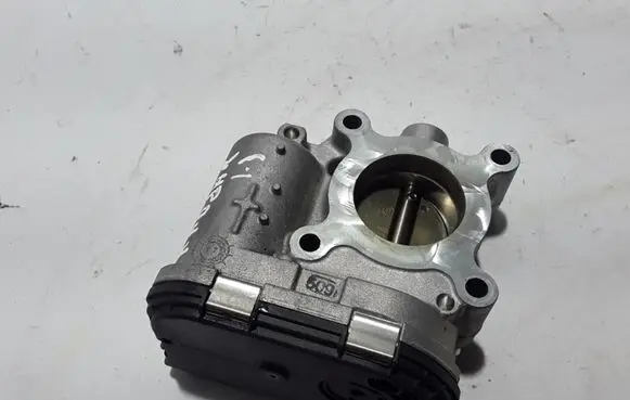 Renault Kadjar Throttle valve 161203209R