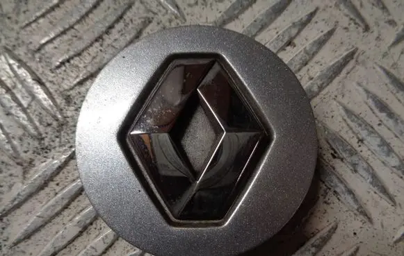Renault Captur Original wheel cap 8200043899