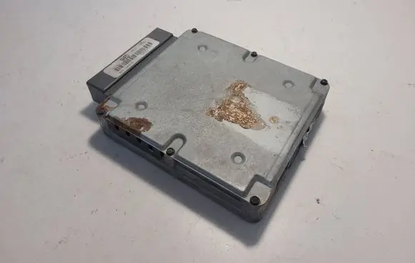 Ford Mondeo MK II Engine control unit/module 96FB12A650FD