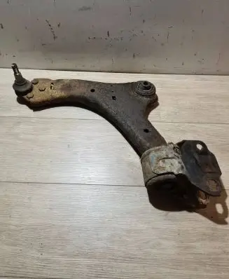 Front lower control arm/wishbone