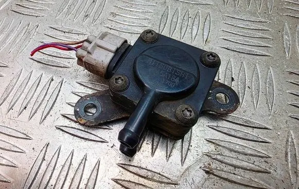 Mitsubishi ASX Exhaust gas pressure sensor 1865A184