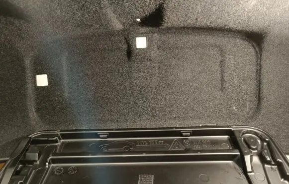 BMW 5 F10 F11 Tool box 71116788803